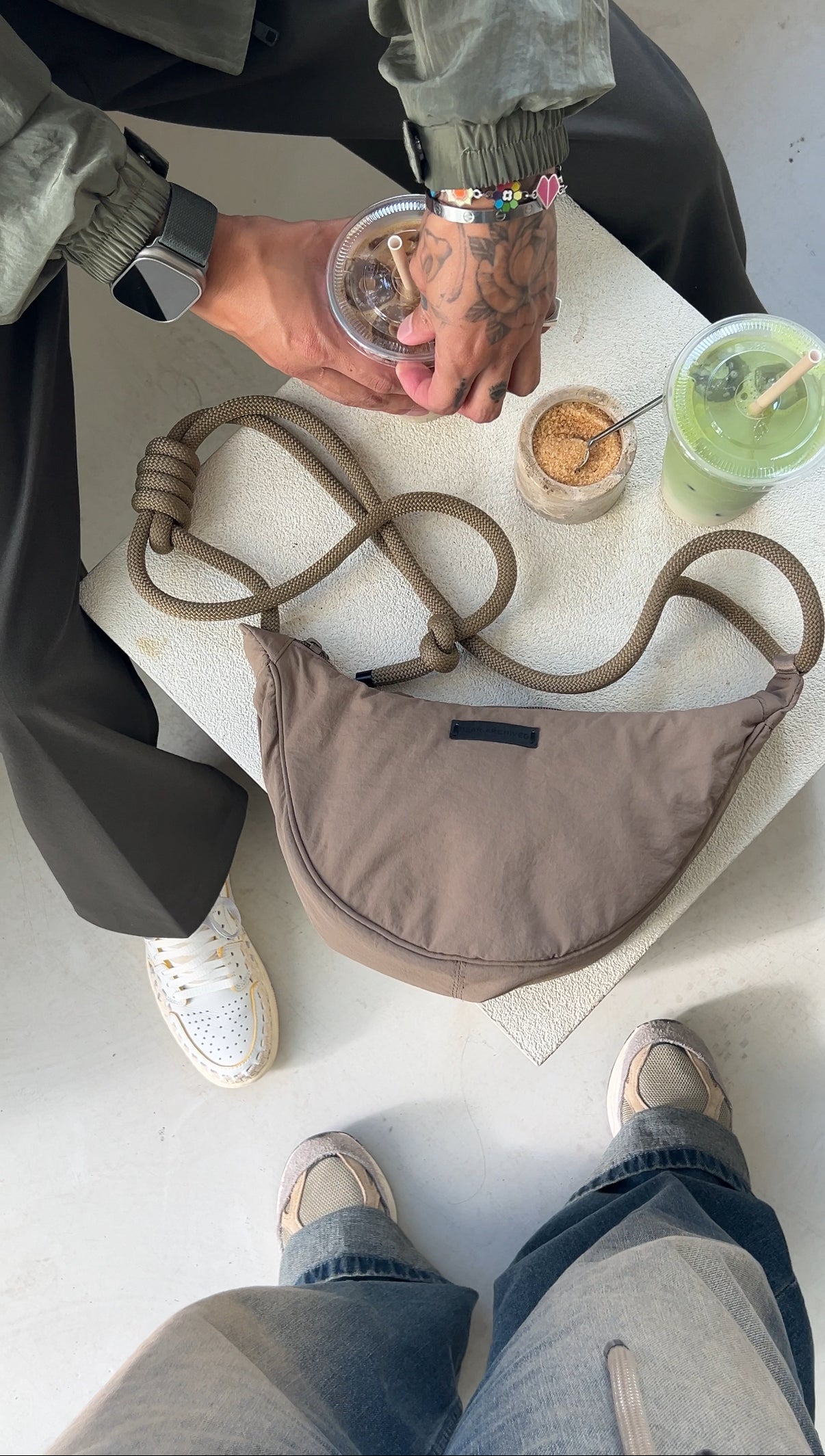 The Everyday Crossbody 1.0 | Tan
