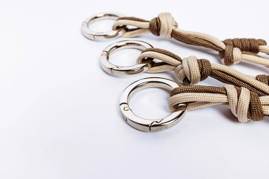 The Paracord Bag Charm | Brown Calcedony